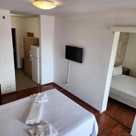 Apartament Sofia * Saturn